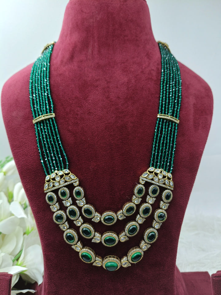 Dhriti Kundan Necklace Set