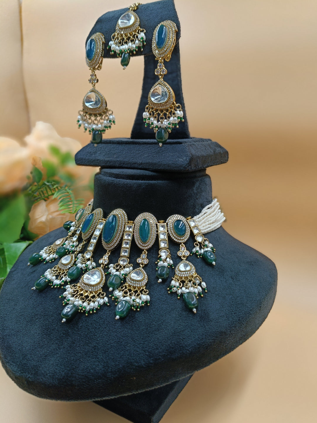 Prerna Kundan Necklace Set