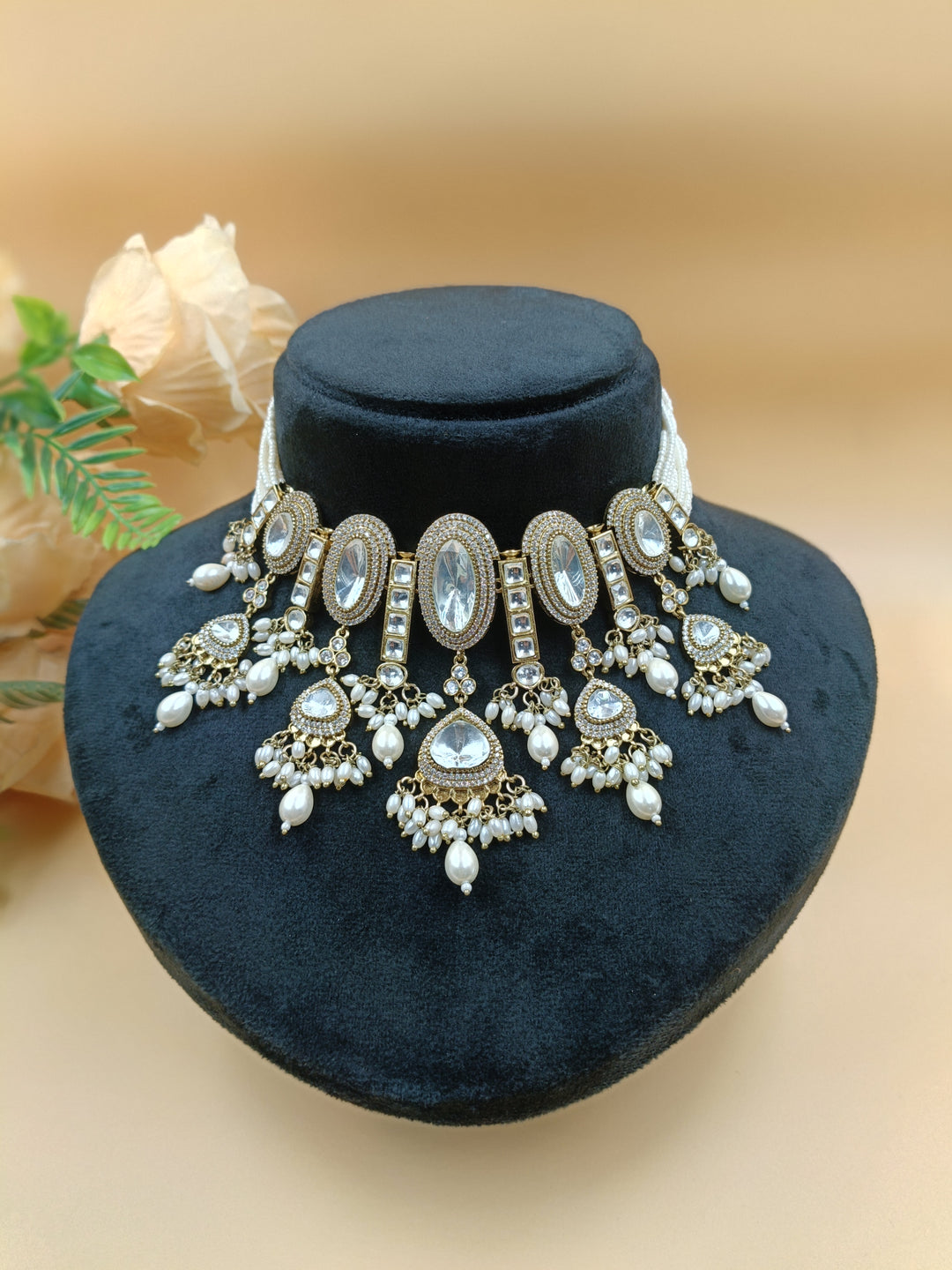 Prerna Kundan Necklace Set