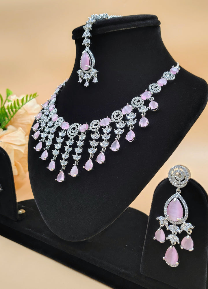 Aamna AD Necklace Set