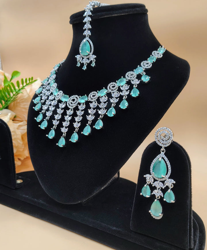Aamna AD Necklace Set