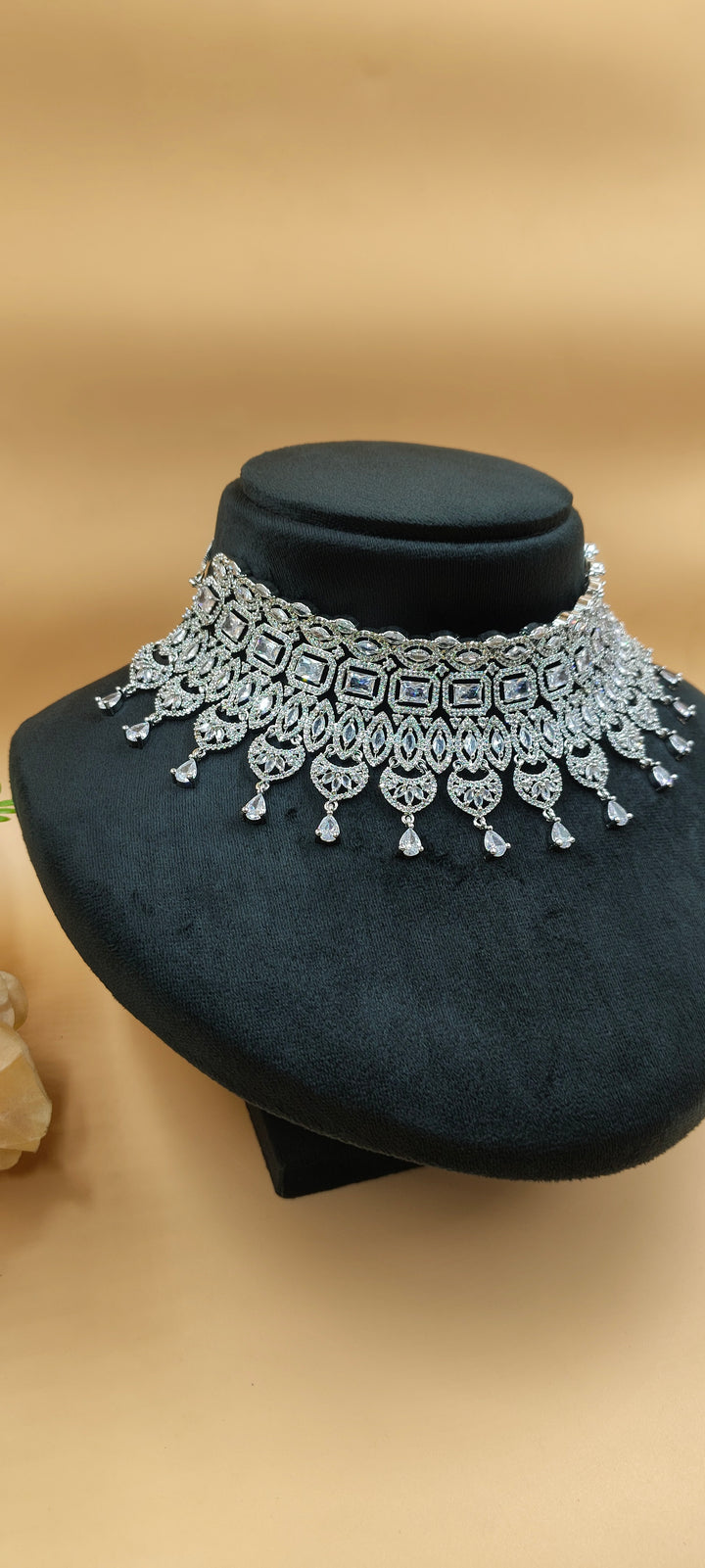 Matilda AD Necklace Set
