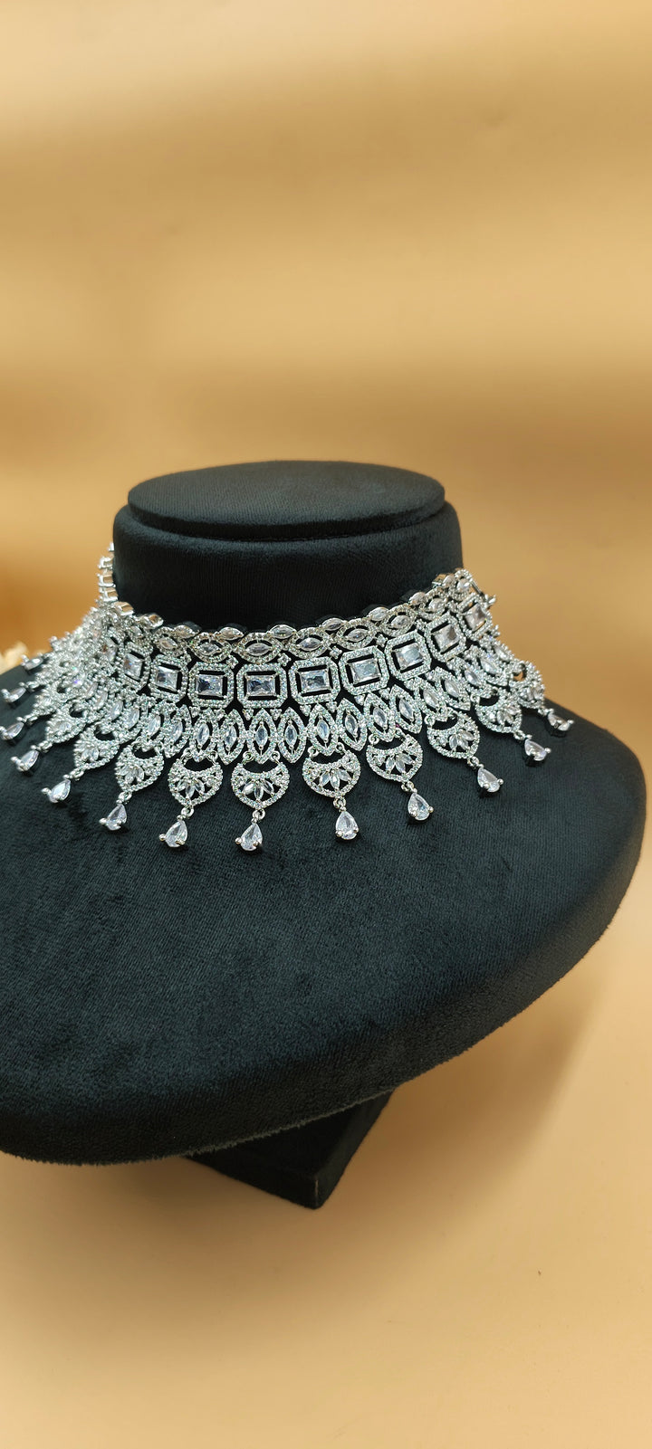 Matilda AD Necklace Set