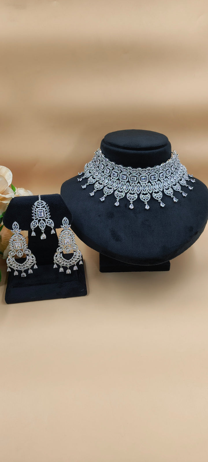 Matilda AD Necklace Set