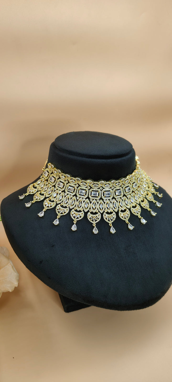 Matilda AD Necklace Set