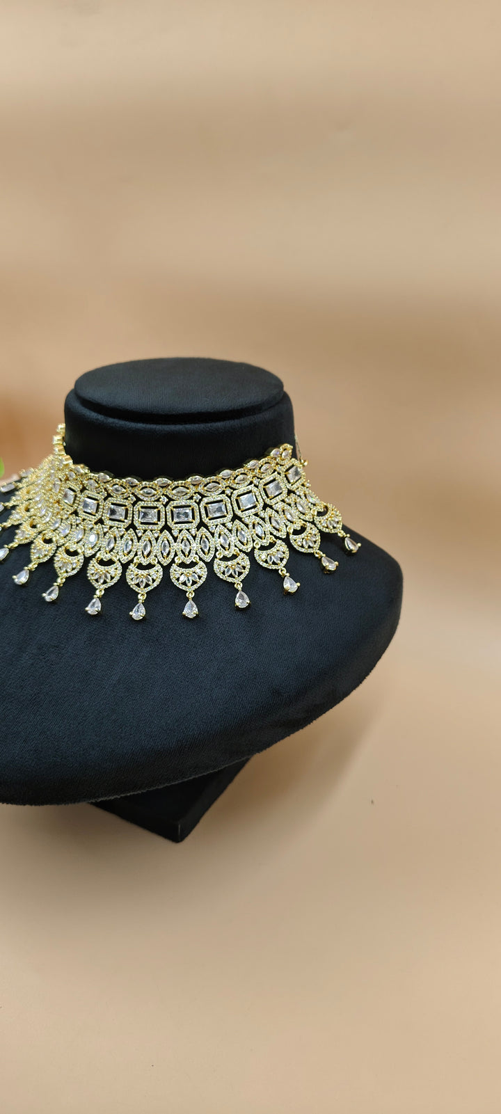 Matilda AD Necklace Set