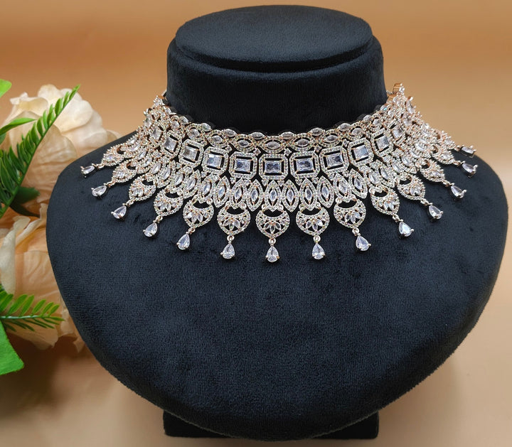 Matilda AD Necklace Set