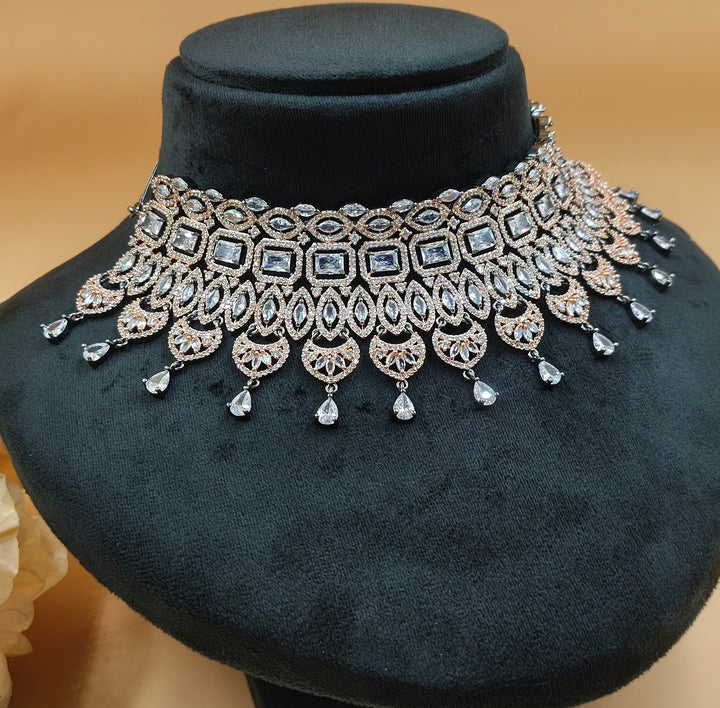 Matilda AD Necklace Set