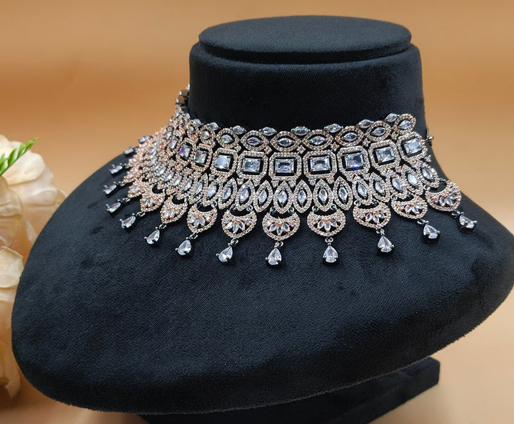 Matilda AD Necklace Set