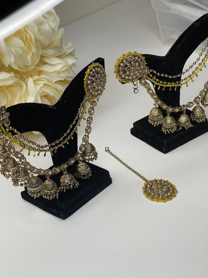 Bollywood/Pakistani/Indian Bahubali Earrings Tikka set Elegant Set