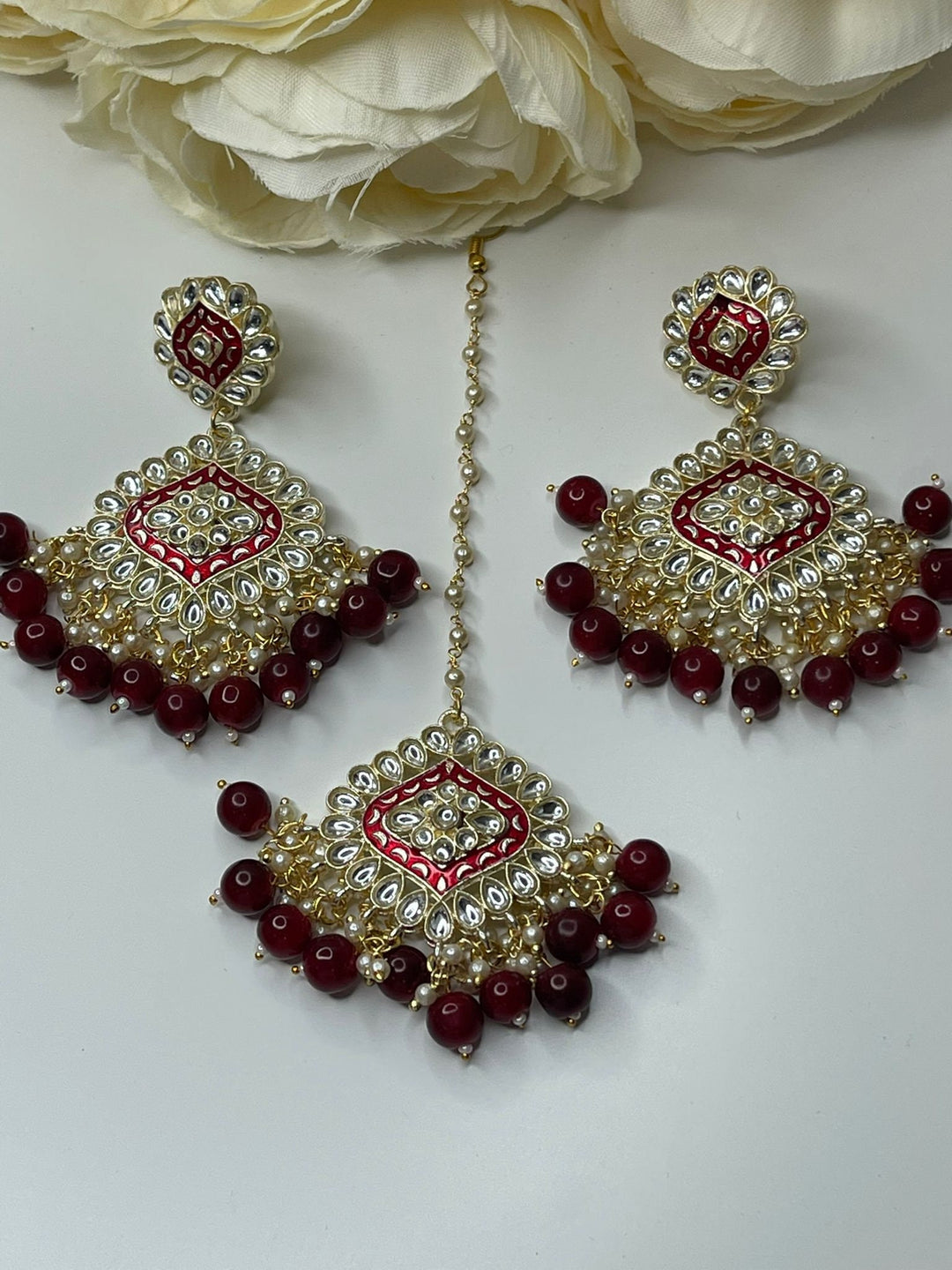 Izhaar Indian Maang Tikkat Set With Earrings For Girls And Womens.