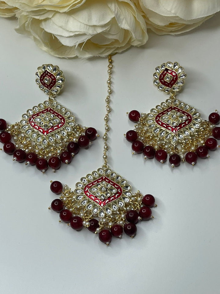 Izhaar Indian Maang Tikkat Set With Earrings For Girls And Womens.