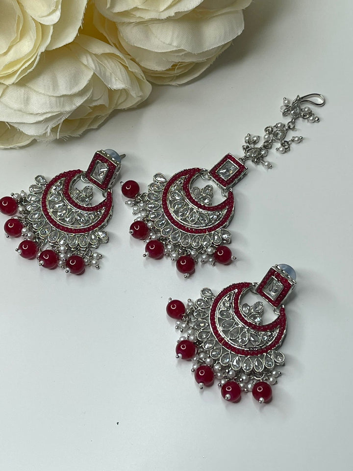 Izhaar Indian Maang Tikkat Set With Earrings For Girls And Womens.