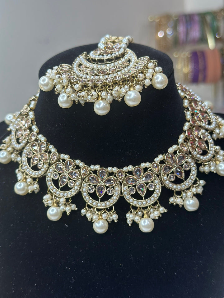 Noori Reverse AD Necklace