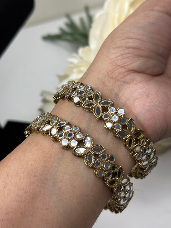 Designer Kundan Bangles set