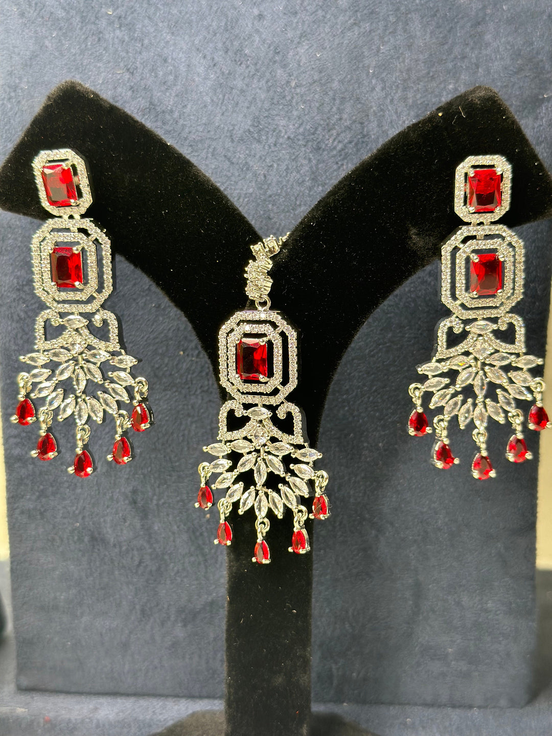 Izhaar AD Silver Earings and tikka set Womens ADET001