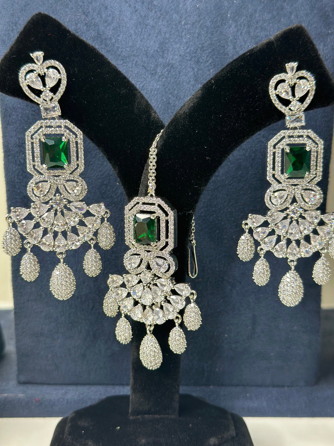 Izhaar American Diamond Silver Earings and tikka set , Indian Maang Tikkat Set With Earrings For Girls And Womens ADET003
