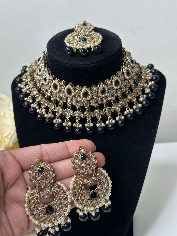 Anika Polki Kundan with Pearl Necklace Set