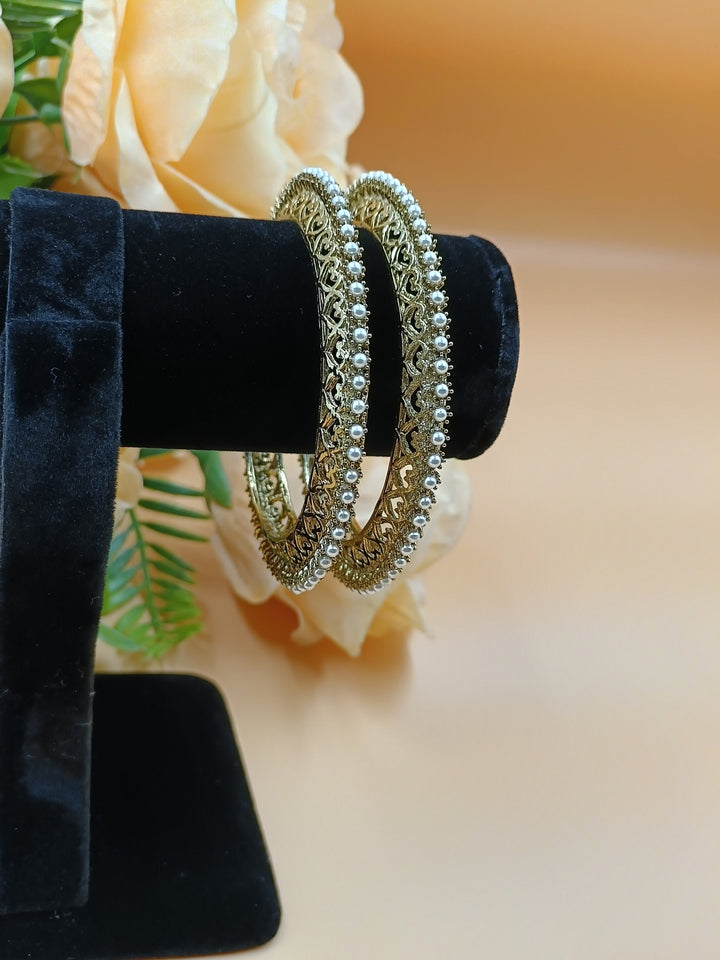 Designer Style Statement Pearl Bangles