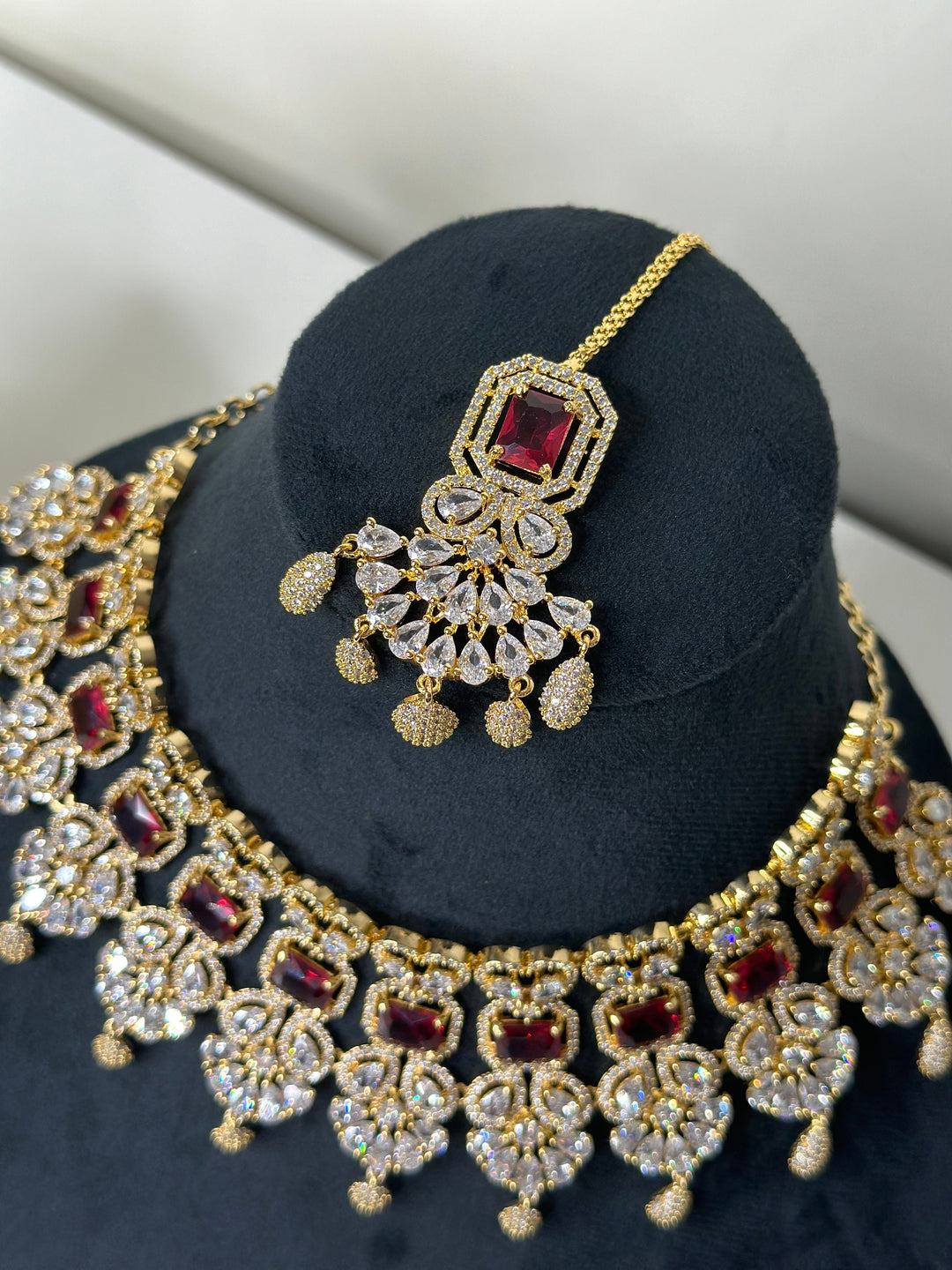 Isa CZ Necklace AD Set011