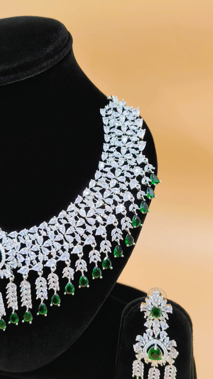 Ishita AD Necklace Set
