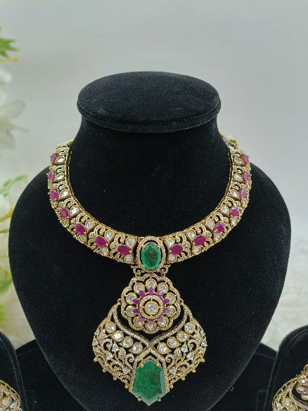 Liya Kundan Set