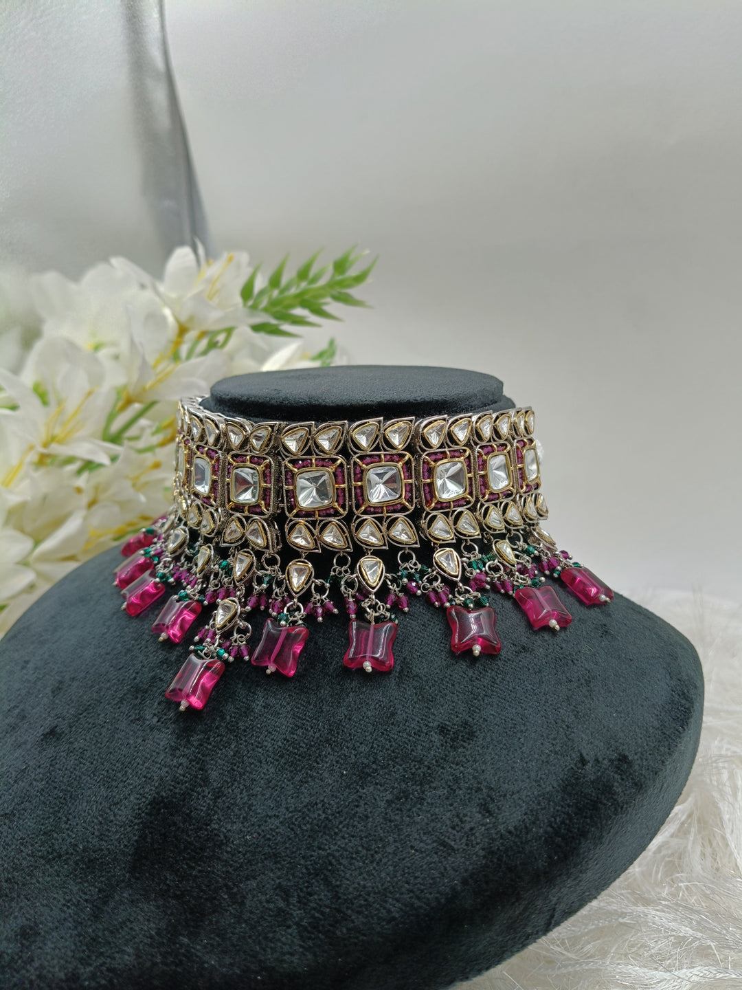 Jhanvi Kundan Set
