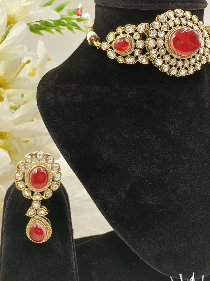 Aparna Kundan Choker Set