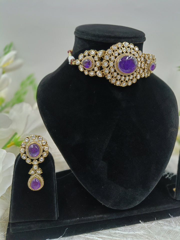 Aparna Kundan Choker Set