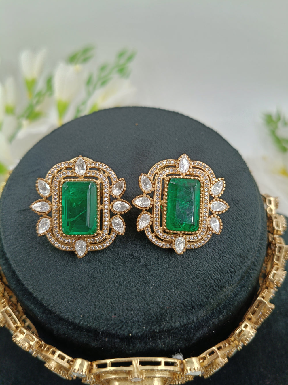 
Kundan set jewelry set, luxury jewelry, gold choker necklace, diamond elegant jewelry, Green choker set 