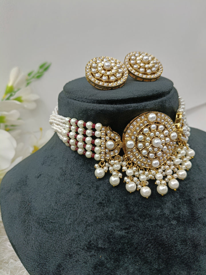 Janya Kundan Set