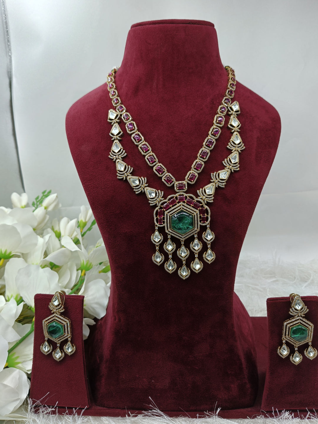 Trisha Kundan Set
