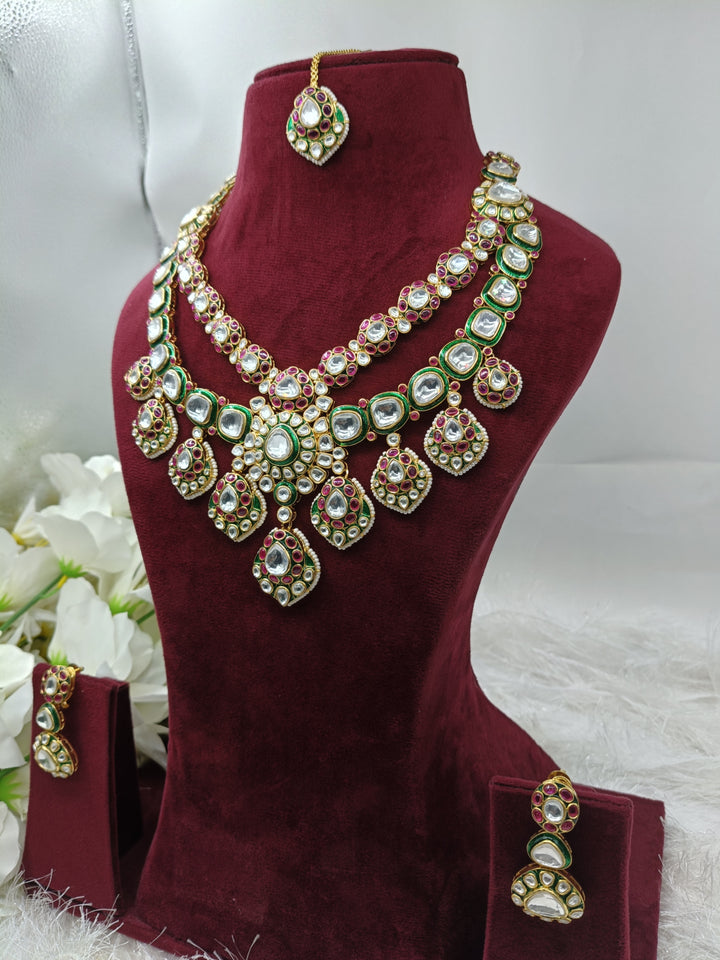 Saachi Kundan Set