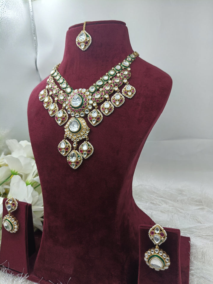 Jigisha  Kundan set