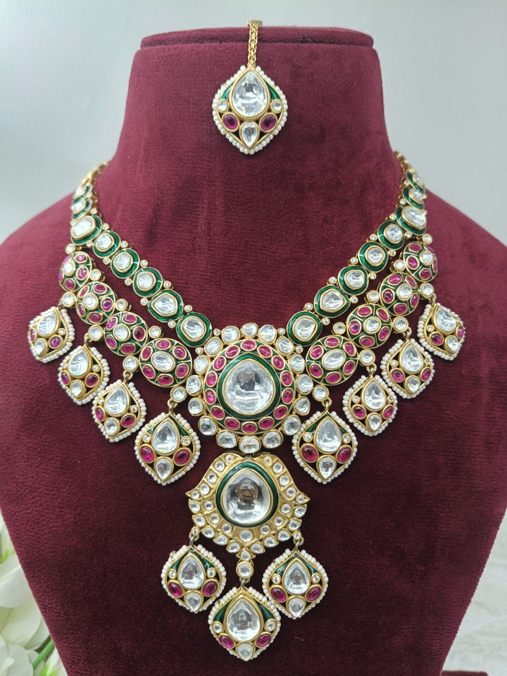 Jigisha  Kundan set