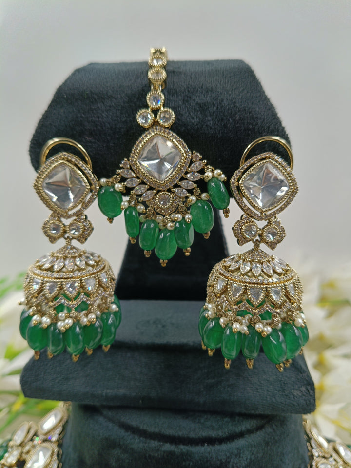 Falguni Kundan Set