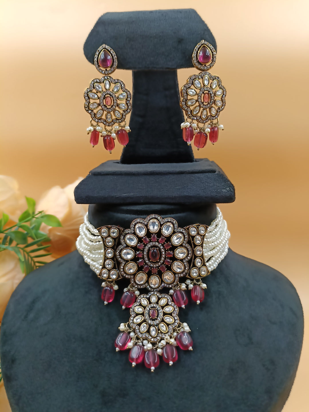 Kritika Kundan Set