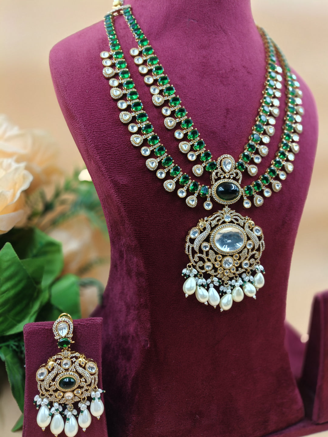 Aahana Kundan Set