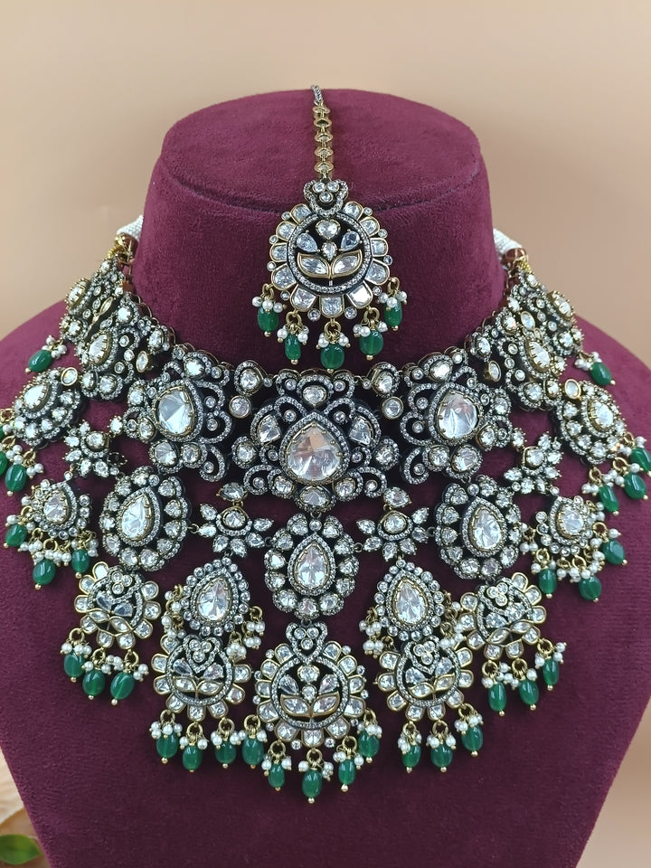 Aaradhya  Kundan Set
