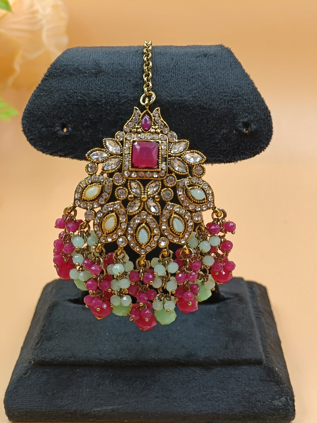 Zoha Kundan Set