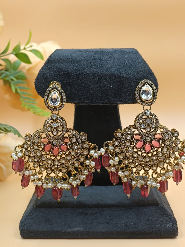 Madhuri Kundan Set