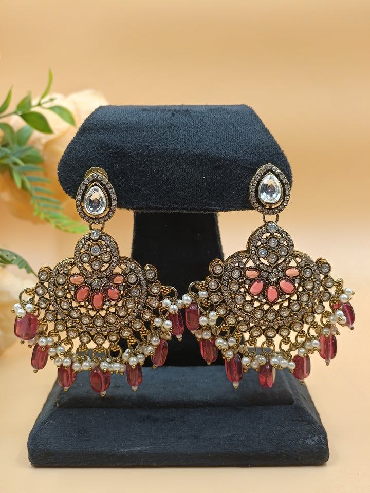 Madhuri Kundan Set