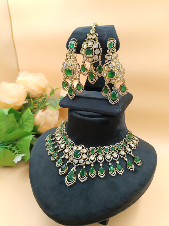 Oorja Kundan Set
