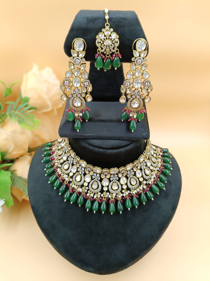 Jiya  Kundan Set