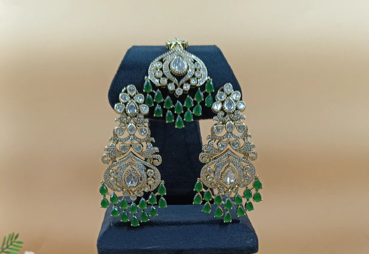 Haniya Kundan Set