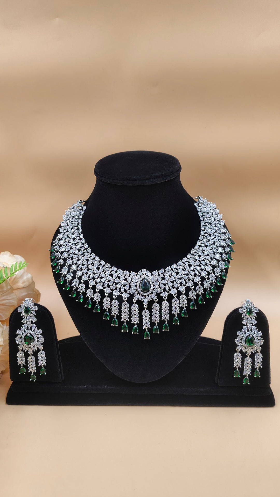 Ishita AD Set