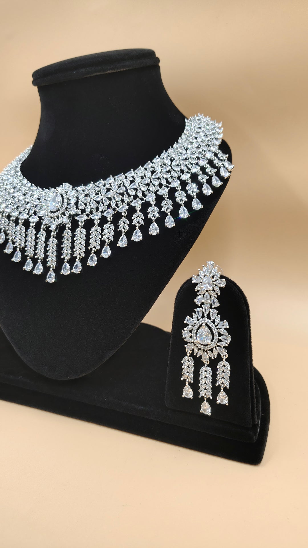 Ishita AD Set