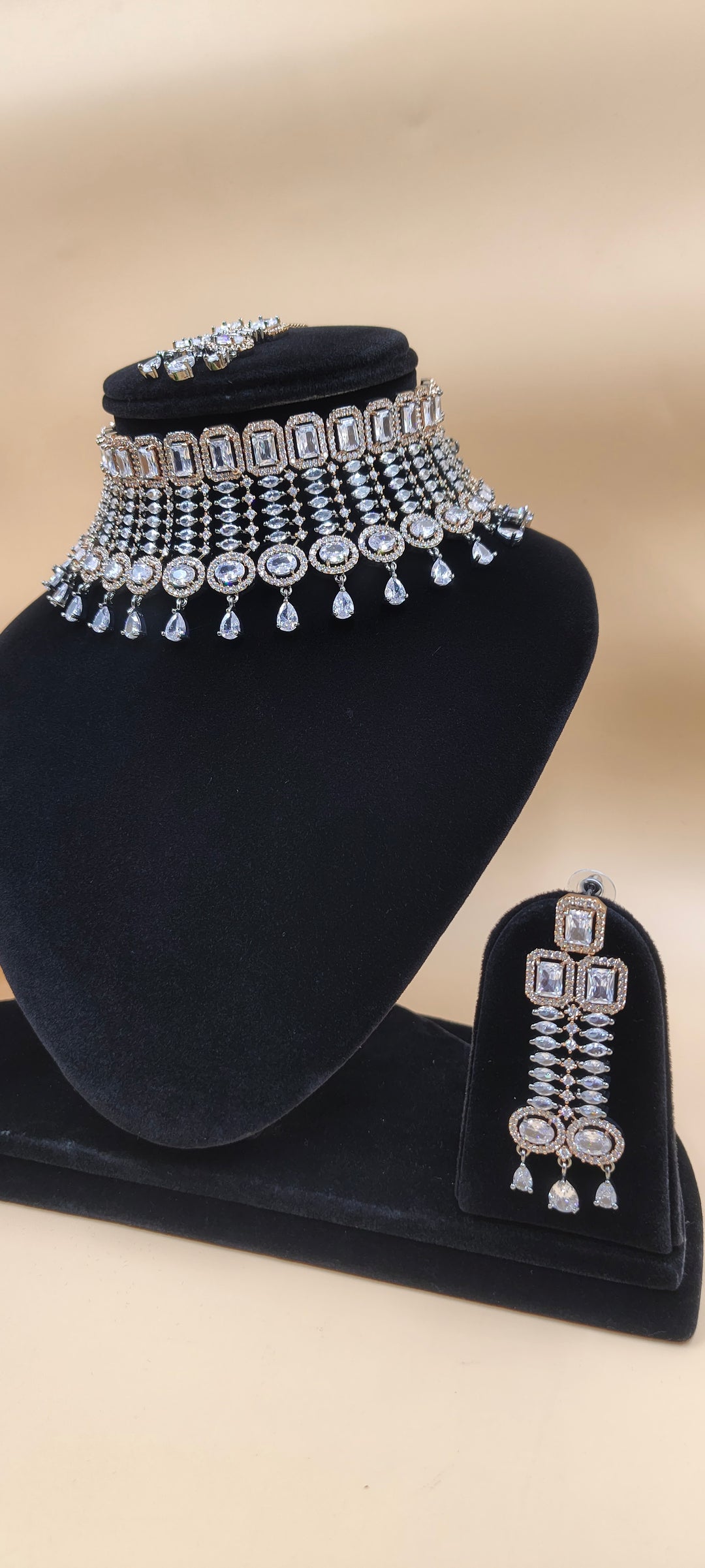 Mishka Choker AD Set