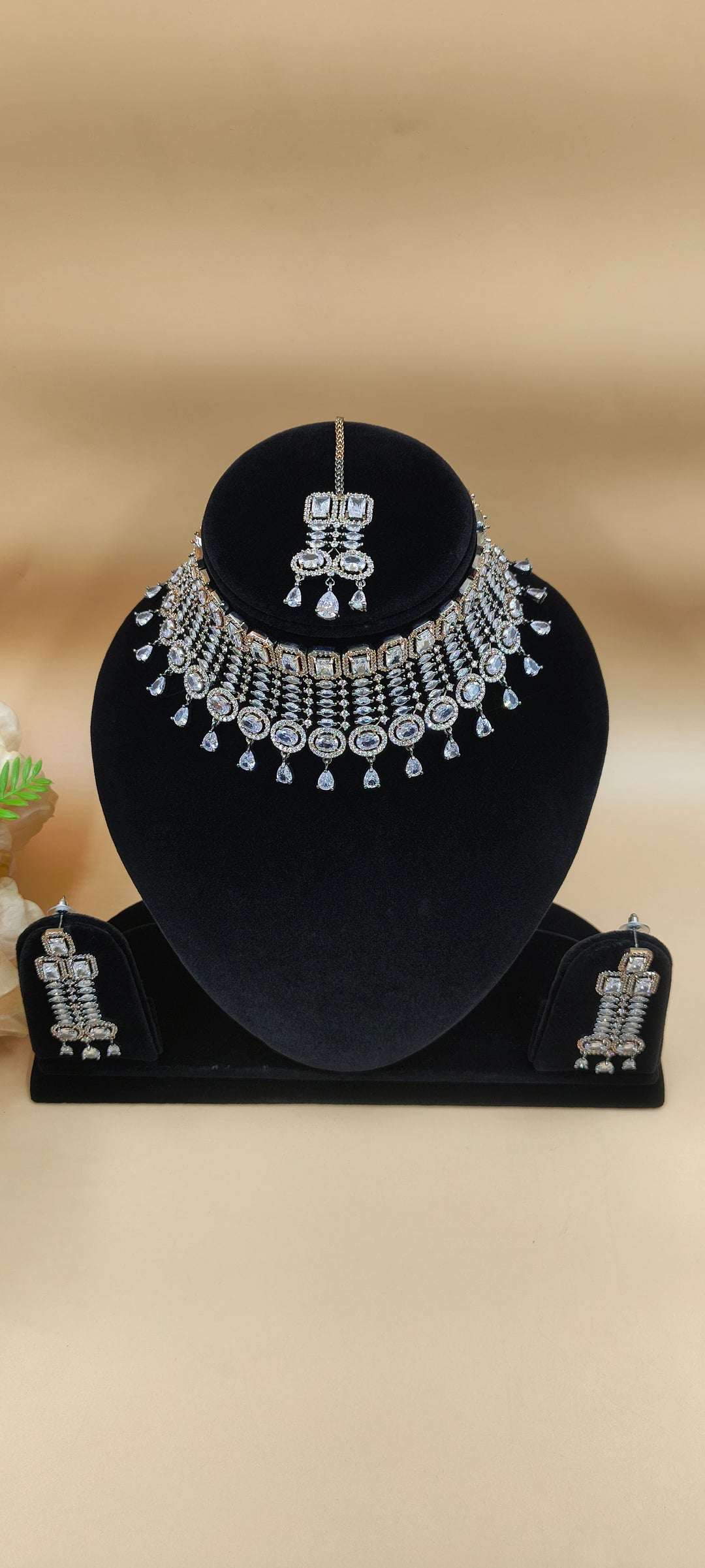 Mishka Choker AD Set