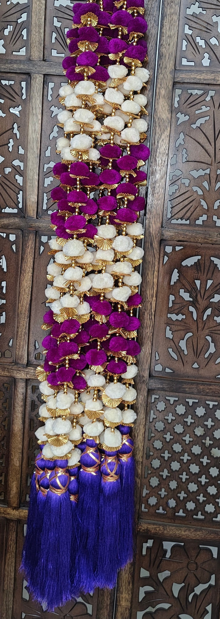 Big Pom Pom With Silk Tassel (Pack of 5 strings)
